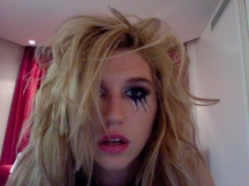 KeshaRose's tweet image. keshasparty.com