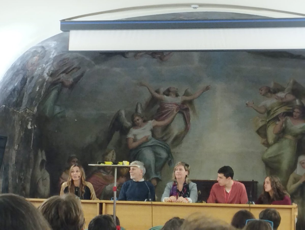 aytoquer's tweet image. 🟣 La infancia de Quer tuvo voz en la Mesa de Participación Infantil de #CLM 🗣️💜
Nuestros chicos y chicas participaron en las jornadas de San Servando (13-14 nov), aportando ideas sobre derechos, protección y participación. 🌟🙋‍♀️🙋‍♂️
#Infancia #Quer