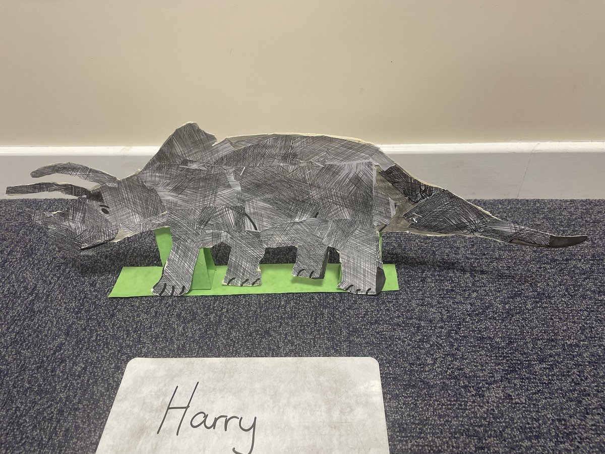 latimerprimary's tweet photo. #ClassJC used 2D drawings to create 3D sculptures in Art. They used the grid method to upscale drawings and they used collage to give their sculptures tone and shadow. They have seriously impressed us with these masterpieces. Well done! #LatimerArt https://t.co/wbZRdoWVbf