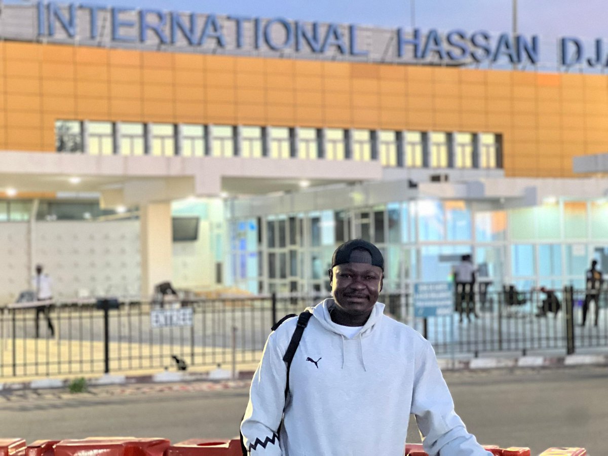 dreamsIsReal_Td's tweet photo. 𝗗𝗖𝗧 𝗙𝗢𝗥𝗠𝗔𝗧𝗜𝗢𝗡 
Notre coach FIBA niveau 1 @Alain.Asnal  s'envole pour la Côte d'Ivoire pour la phase pratique de la formation FIBA Afrique Observateur de Jeu Niveau 2 du 18 au 23 Novembre.
Nous lui souhaitons bn voyage et une formation enrichissante💪
#DreamIsReal https://t.co/rRtstGmDh5