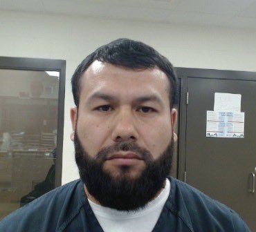 BillMelugin_'s tweet image. NEW: DHS confirms to @FoxNews that ICE has arrested an Uzbeki illegal alien wanted alleged terrorist who was driving an 18-wheeler in Kansas and had been given a CDL by the state of Pennsylvania. 31-year-old Akhror Bozorov has had an arrest warrant in Uzbekistan since 2022 for…