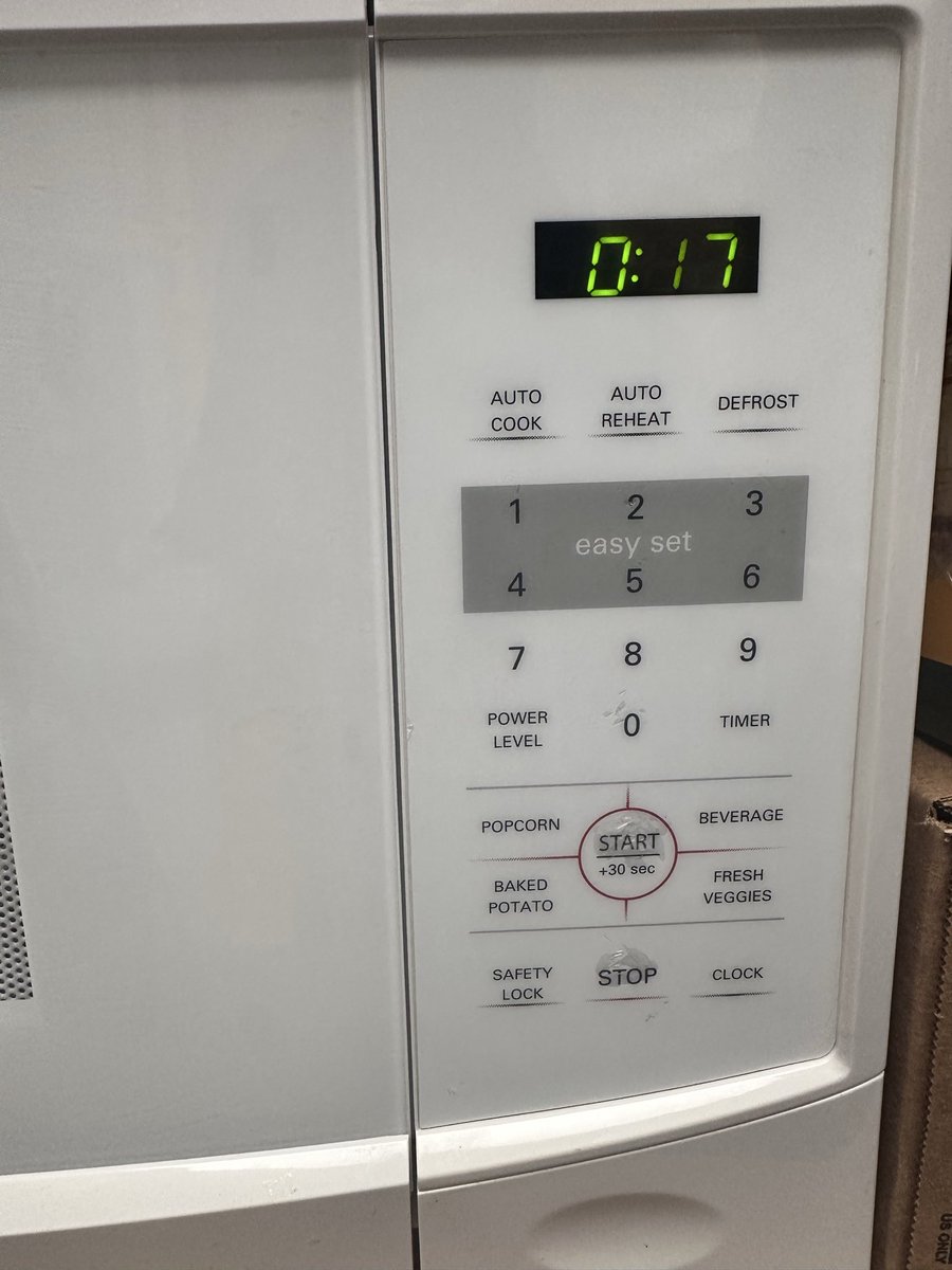 quantumleap_17's tweet image. Happy 17 Day 😎. Number keeps showing up everywhere for me.