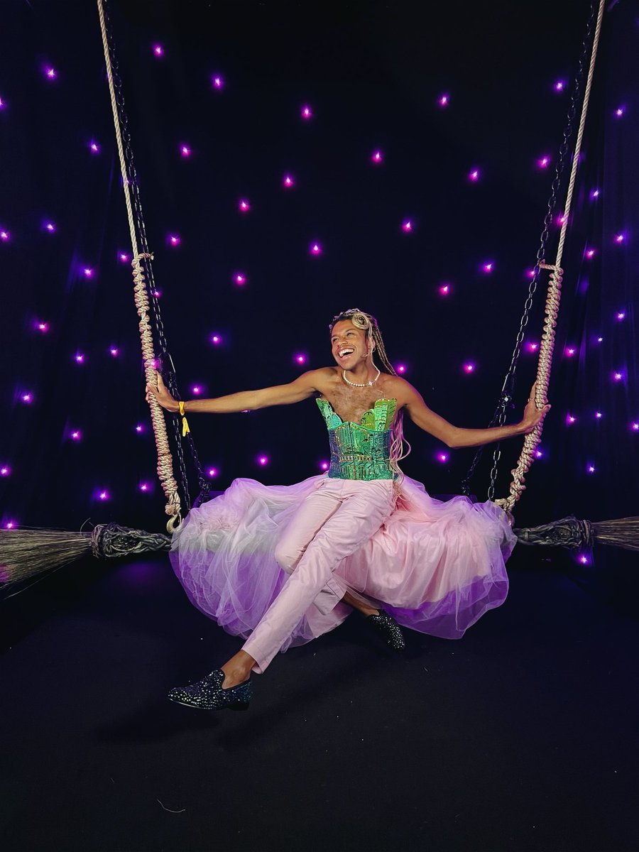 Jeremy The Gay in the Bubble 🫧 tweet media