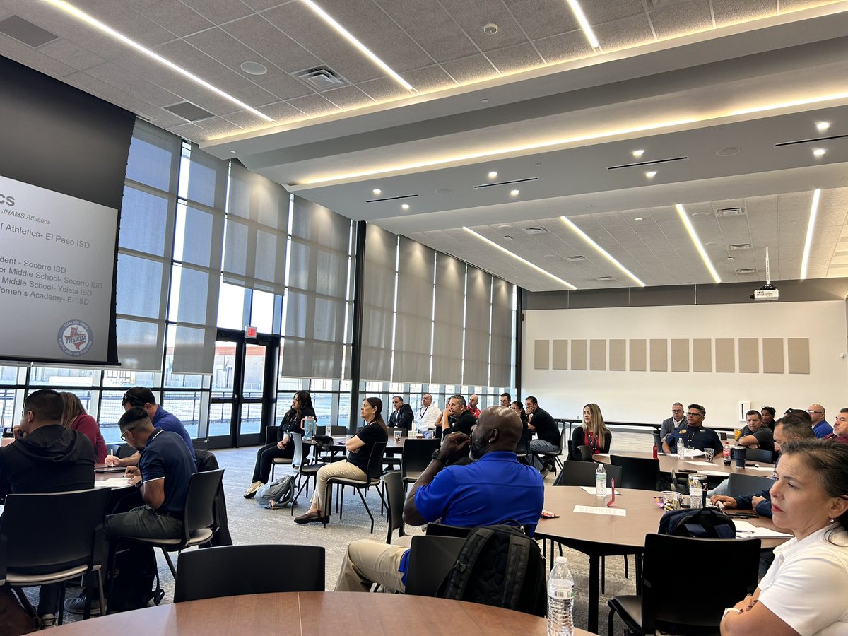 YISDAthletics1's tweet image. Junior High and Middle School Region 4 Meeting. Thank you @THSCAcoaches for making it happen for us out in El Paso.  #Protecting the purpose of Coaching.  @YsletaISD @YISDCFO @DeXavierluke