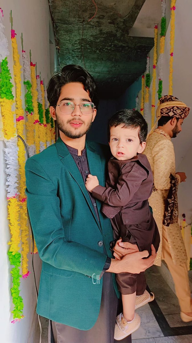 NaqeebChohaan's tweet photo. دور ہو تو کوئی بات نہیں، خوش رہنا بس لازم ہے،
دوستی کا رشتہ مضبوط ہے، چاہے درمیان میں موسم ہے،
میری دعاؤں میں تم ہمیشہ مسکراتے رہتے ہو،
دور رہ کر بھی دل کہتا ہے — صیہب! خوش ہی رہتے ہو۔
#SOHAIB
#IAMHABIBQASIM #NAQEEBCHOHAAN #IG_NAQEEB_OP #CHOHAAN_FAMILY_RAHIMYARKHAN #TWEET #HOME https://t.co/kOh3LHP5M7
