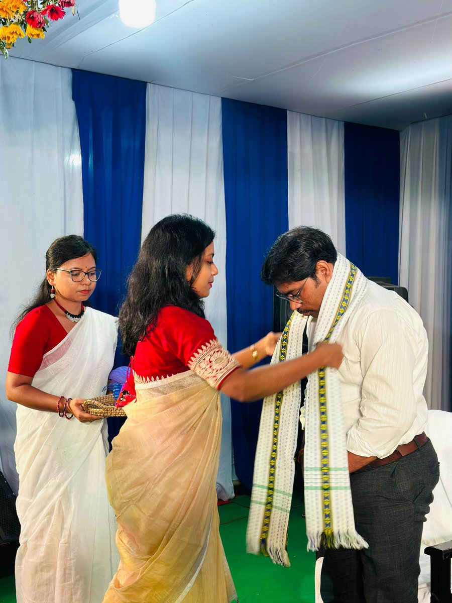 tutandasbjp's tweet image. अखिल भारतीय सहकारिता सप्ताह के उपलक्ष्य में त्रिपुरा सरकार के सहकारिता विभाग द्वारा अगरतला के पूर्बाशा मैदान में चार दिवसीय मेला आयोजित किया गया।

आज, मैंने इसके समापन समारोह में भाग लिया और विभिन्न सहकारी समितियों को उनके अच्छे कार्यों के लिए सम्मानित किया गया। @AmitShah