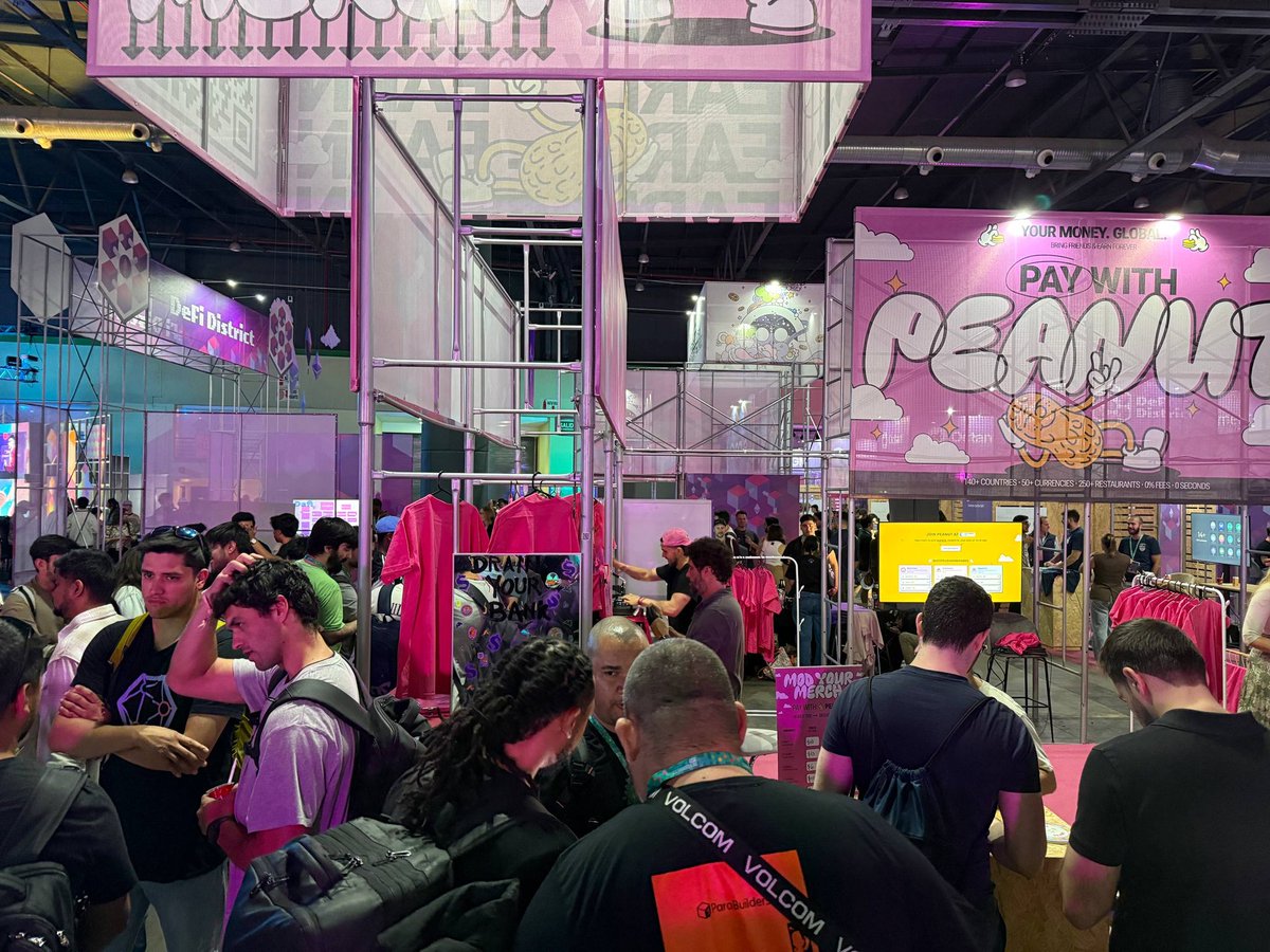 uwwgo's tweet image. Seriously folks, get your merch asap

Tomorrow we increase prices