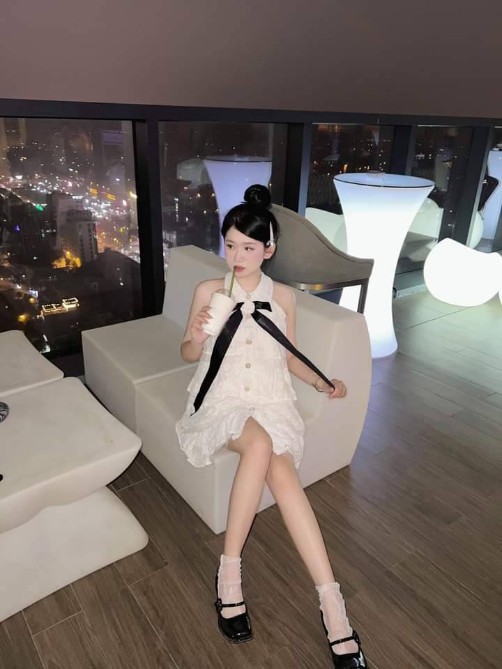 السر في العاطفة أنه يزرع المستقبل في كل ابتسامة. Corey Crear