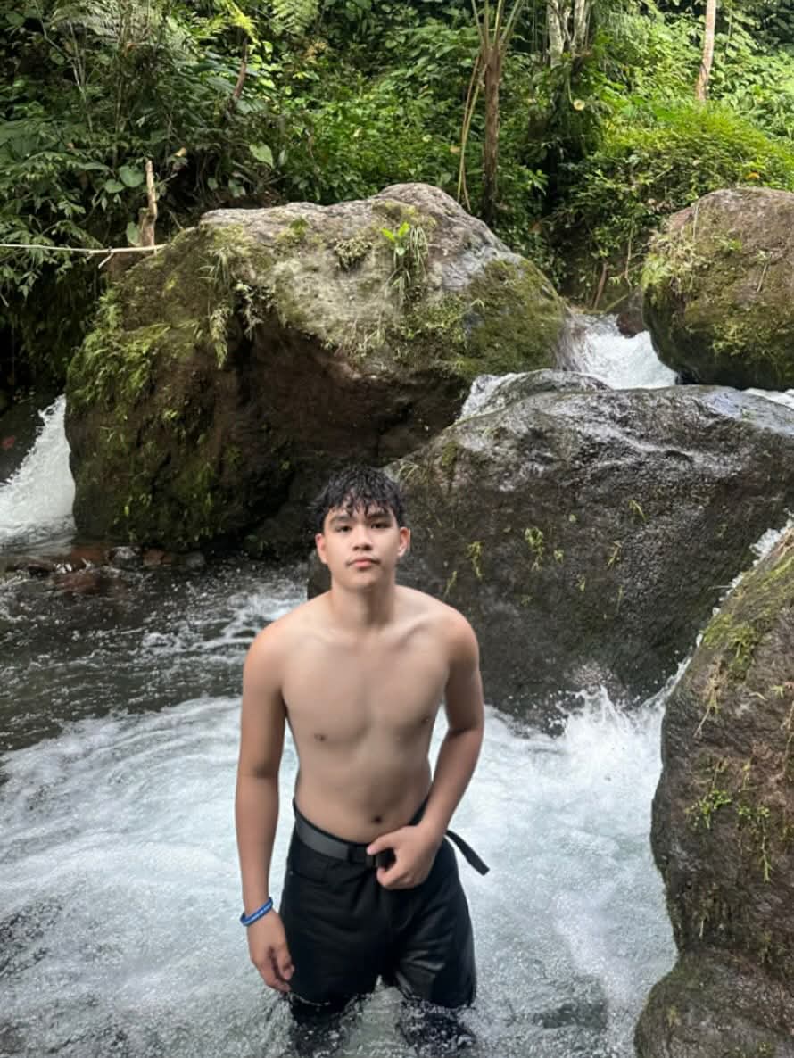 itssAngel2000's tweet photo. 💦💦 https://t.co/jlY19FQOKy