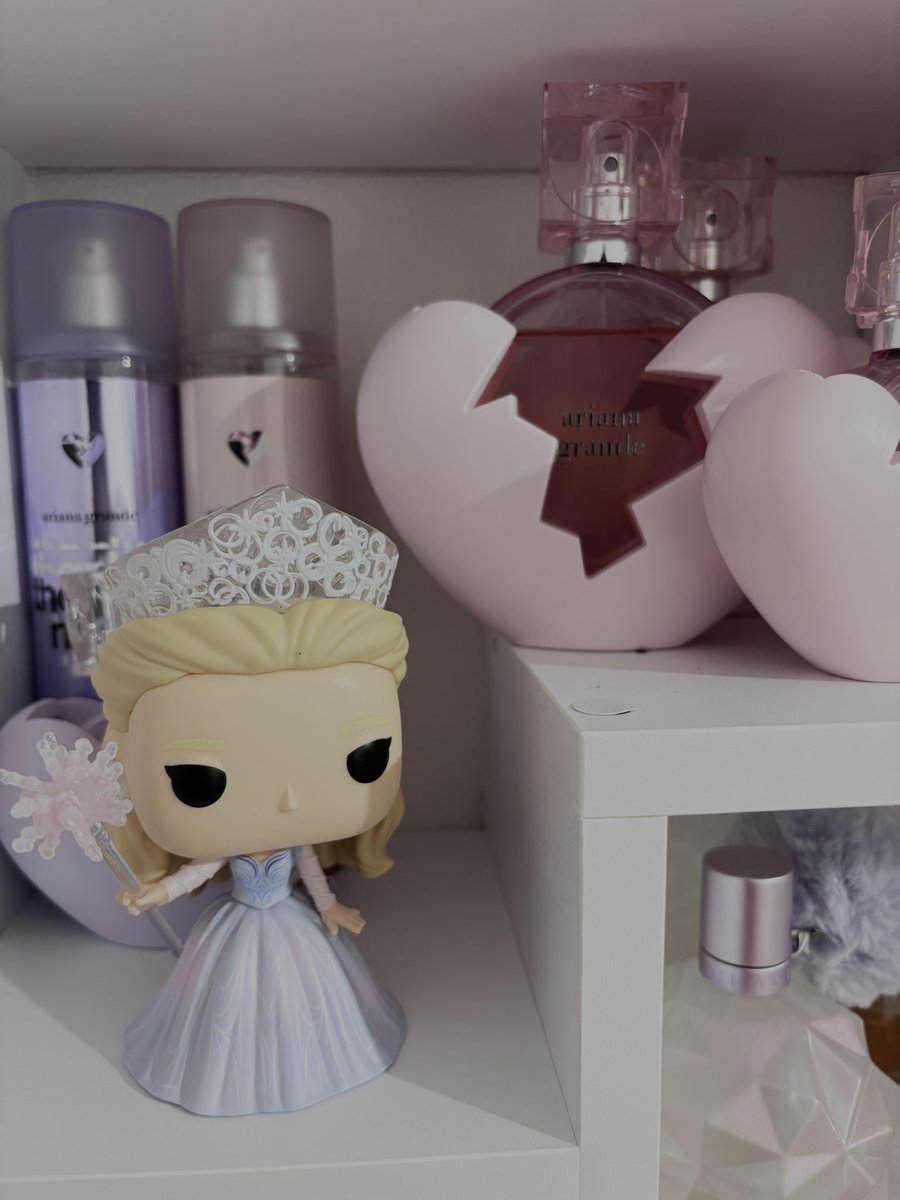 fwdeternalocket's tweet image. so obsessed ♡