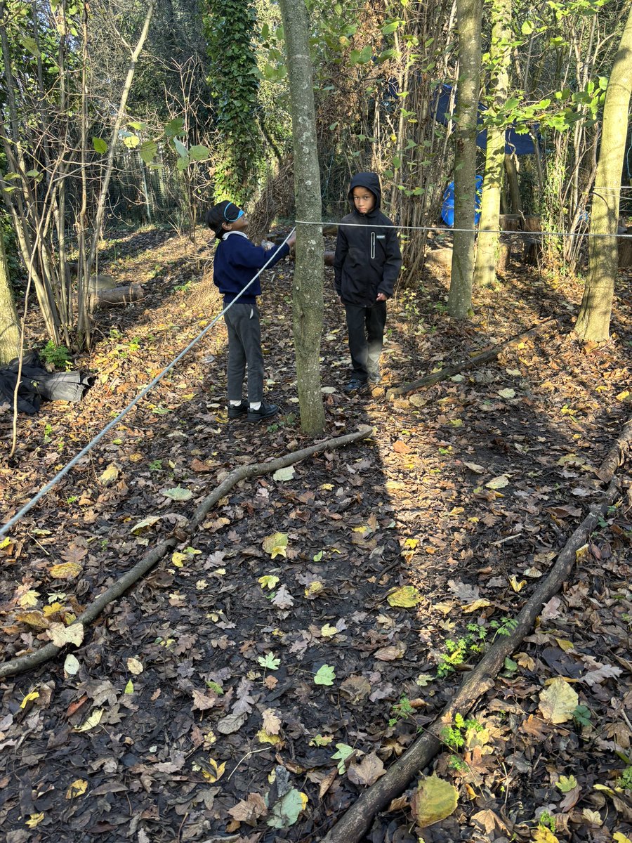 missbukhari_'s tweet photo. Forest school fun this afternoon! 
Thank you Mr Hurst, we had the BEST time 🍂🍁🌿🍃🌞 @AbbeyMead_TMET https://t.co/zY8fAXKYNF