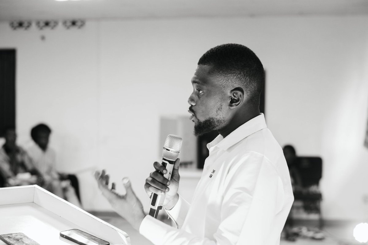 Gbadamosi Israel tweet media