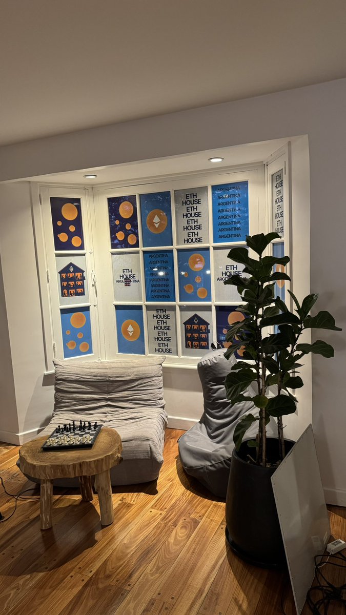 carlaupgrade's tweet image. What a great event!

A general overview of the @Scroll_ZKP ecosystem with projects that are empowering Latam and the world:
@ProjectMochaHQ 
@ViFi_Labs 
@chatterpay 
@SynthOS__ 
@ether_fi 

Have you tried them yet?