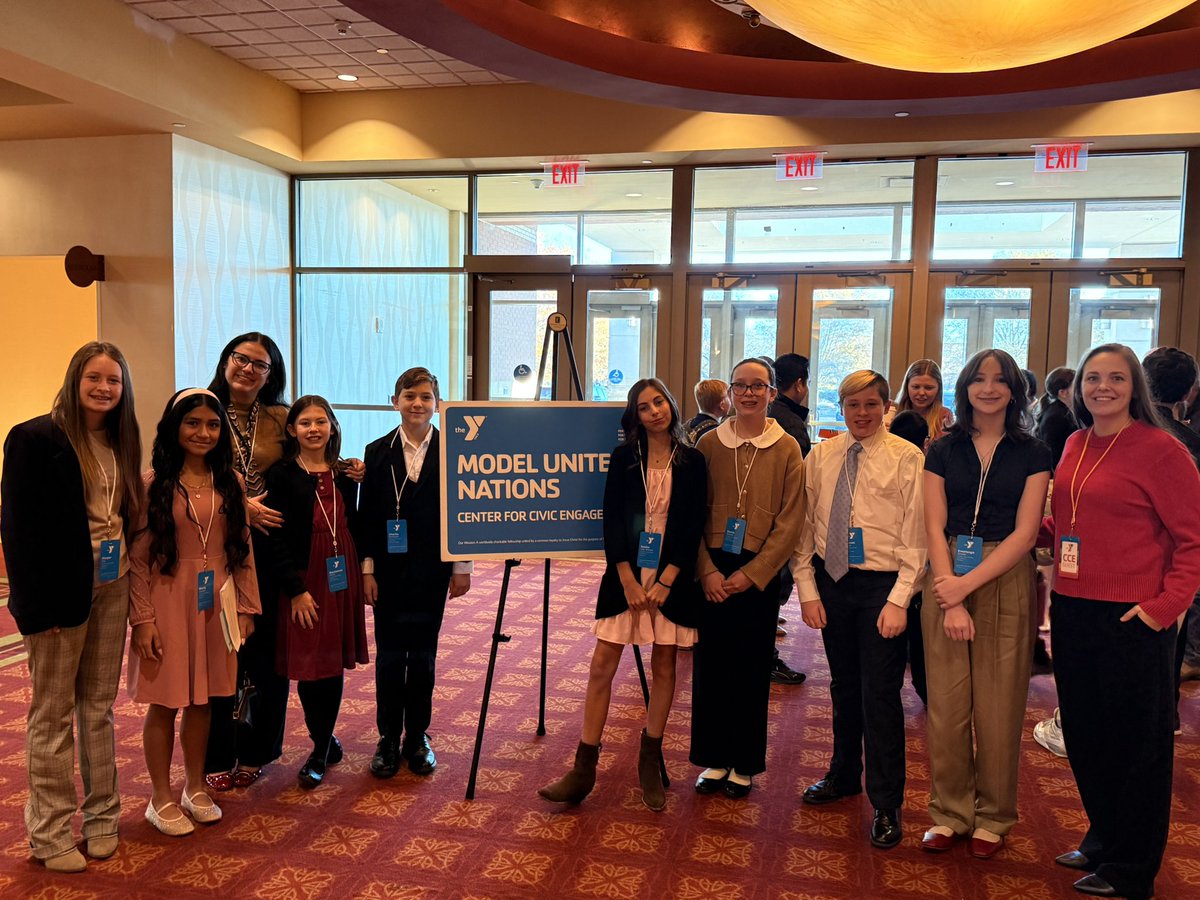 franklinspecial's tweet image. Our @fssdFIS students are proudly representing FSD at this year’s Model United Nations in Murfreesboro! 🌍 They’re engaging, learning, and leading alongside students from across the state. We’re proud of their hard work and leadership! 💙 #FSDExcellence #ModelUN #StudentLeaders