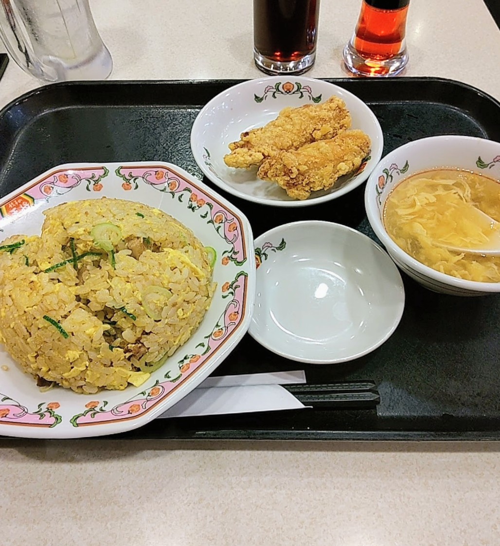 チャーハンと唐揚げ