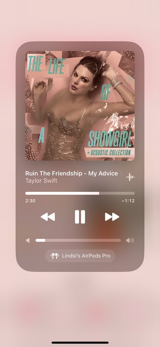 this should’ve been the only version of this song im in TEARSSSSSS every time i listen to it