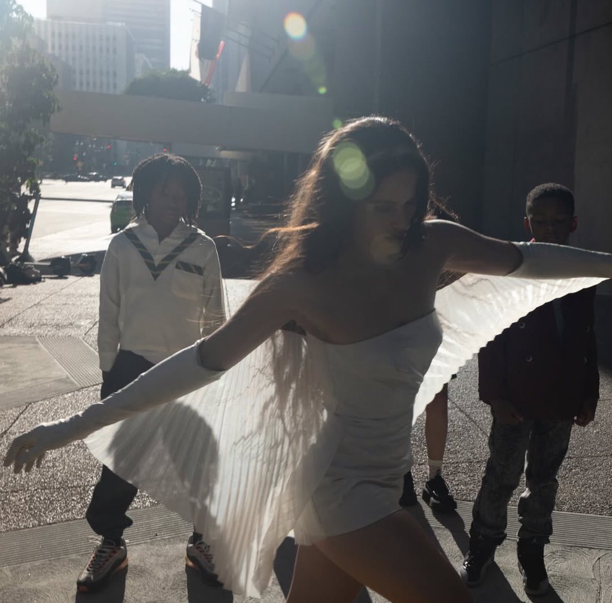 reinaisgone's tweet image. i know that 
i was to made to divinize