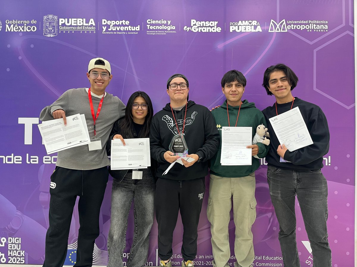buap_fcc's tweet image. ¡Felicidades a las y los estudiantes de la Computación BUAP por ganar el #DigiEduHack 2025 en la #UPM de Puebla!

👏 Orgullo FCC-BUAP: Eduardo Guerra, Axel Tapia, Diego Jiménez, Antonio Zempoaltecatl y Erika Amastal, 1er lugar y rumbo a la etapa nacional.

#BUAP #DigiEduHack2025