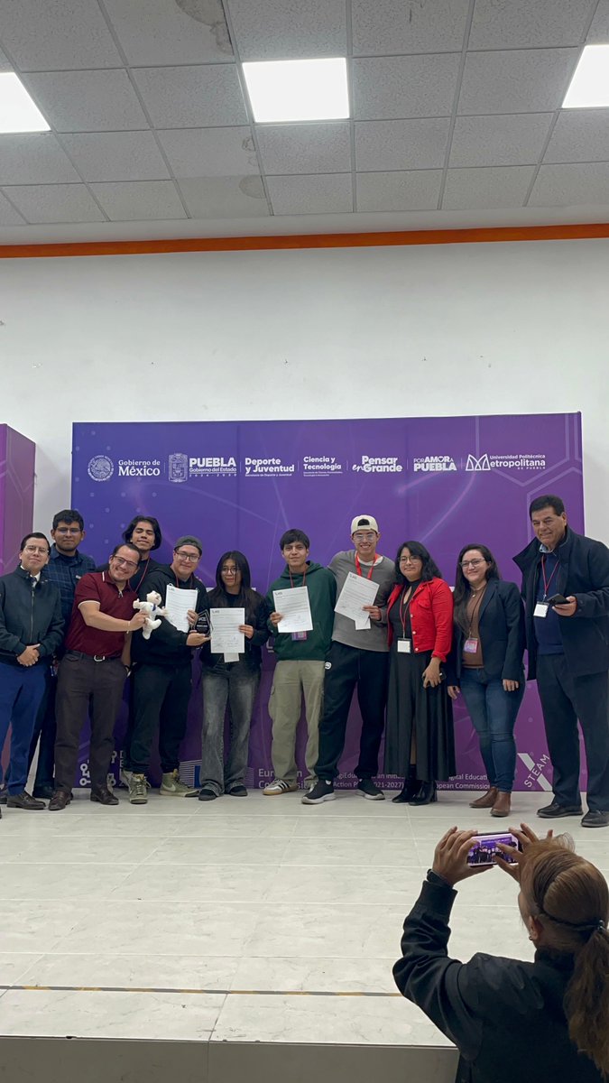 buap_fcc's tweet image. ¡Felicidades a las y los estudiantes de la Computación BUAP por ganar el #DigiEduHack 2025 en la #UPM de Puebla!

👏 Orgullo FCC-BUAP: Eduardo Guerra, Axel Tapia, Diego Jiménez, Antonio Zempoaltecatl y Erika Amastal, 1er lugar y rumbo a la etapa nacional.

#BUAP #DigiEduHack2025