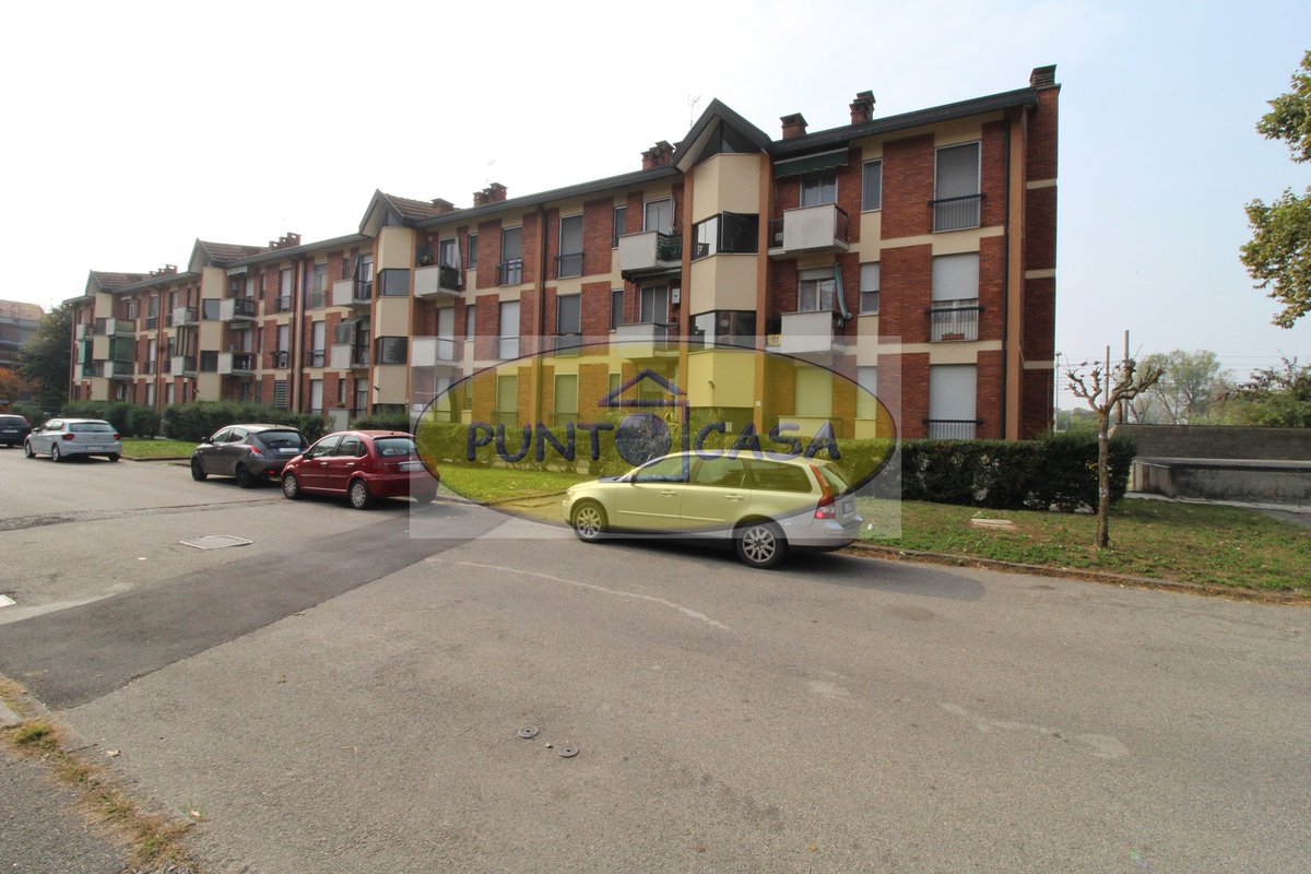 PUNTOCASALODI's tweet photo. https://t.co/zYcCvglDM2
LODI
VENDESI TRILOCALE CON CANTINA E BOX
#lodi #sanmartinoinstrada #corneglianolaudense #massalengo #montanasolombardo #tavazzanoconvillavesco #lodivecchio #pievefissiraga #borgosangiovanni #borghettolodigiano https://t.co/iZ1OqaYgat