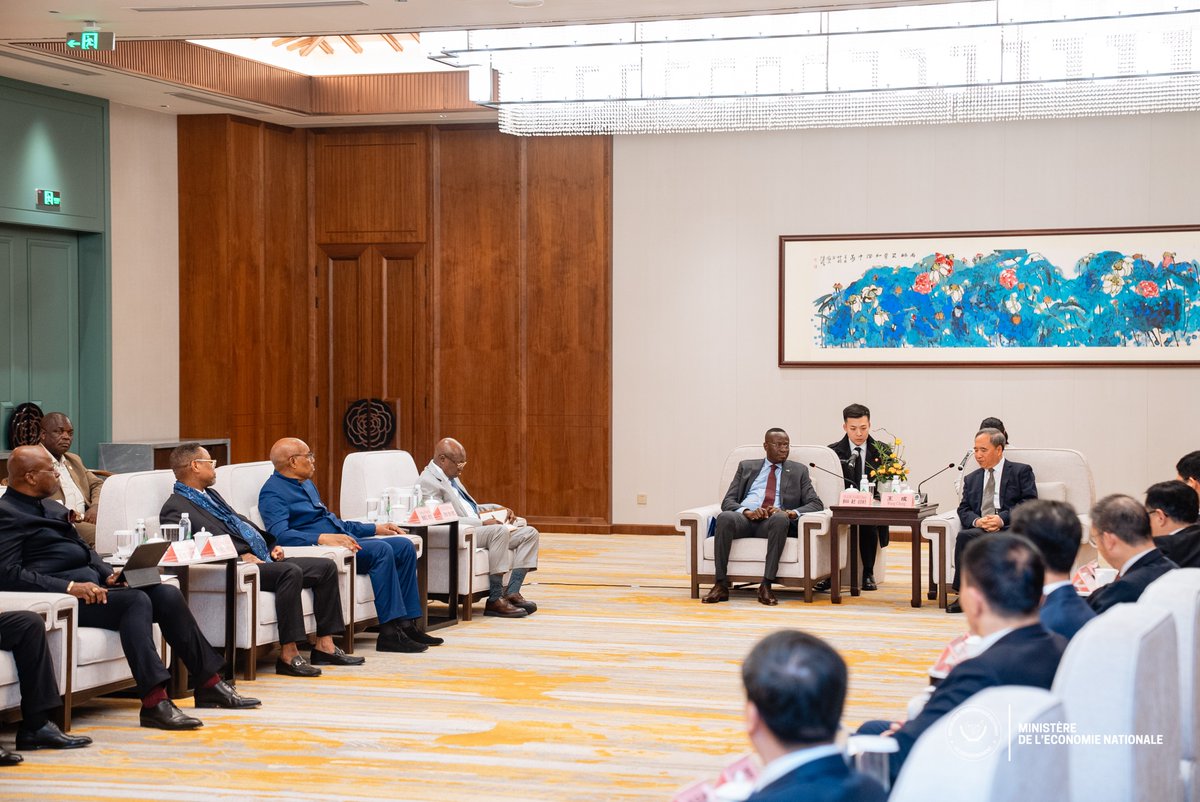 cpvsrdc's tweet image. Forum Chine–Afrique 2025 : la RDC s’engage pour un partenariat gagnant-gagnant
Le 7 novembre dernier, à Jinhua dans la province du Zhejiang (Chine), la Présidence de la République a pris une part active au Forum Économique et Culturel Chine–Afrique 2025, à travers ses deux…