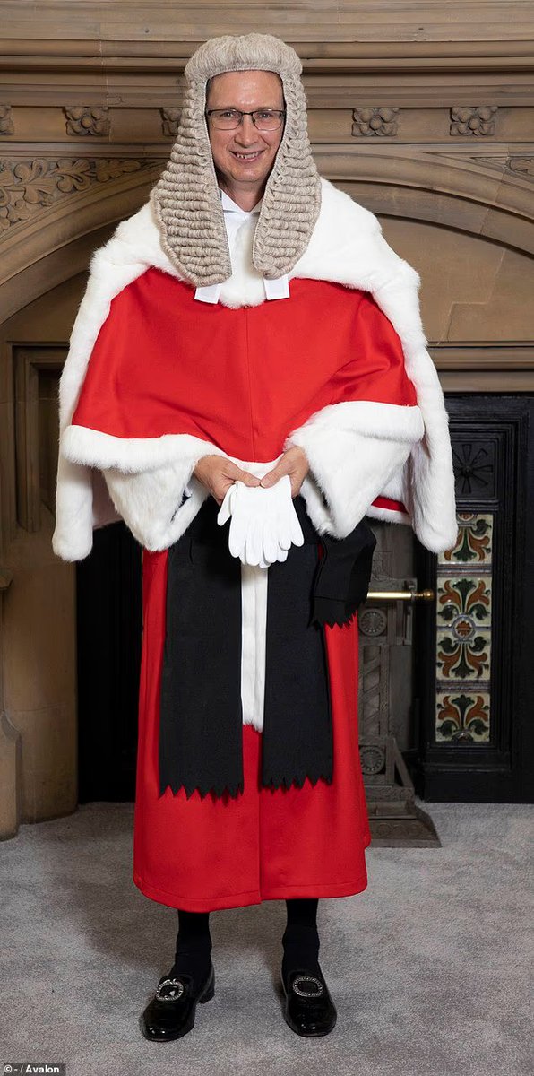 TRobinsonNewEra's tweet image. OUR JUDICIARY IS SICK AND CORRUPT TO THE CORE!!!

Mr Justice Peel has ruled that the mother of a child born from RAPE must keep her fathers surname despite her NEVER seeing her biological rapist father and despite her father committing four &apos;very serious&apos; incidents of sexual…