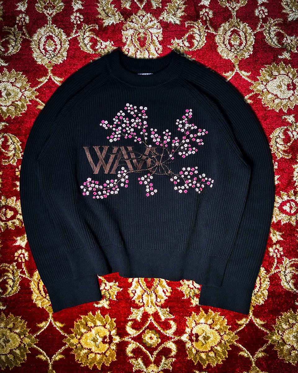 waveofart_'s tweet image. On offre ces 2 vêtements : RT + LIKE + FOLLOW ⚔️