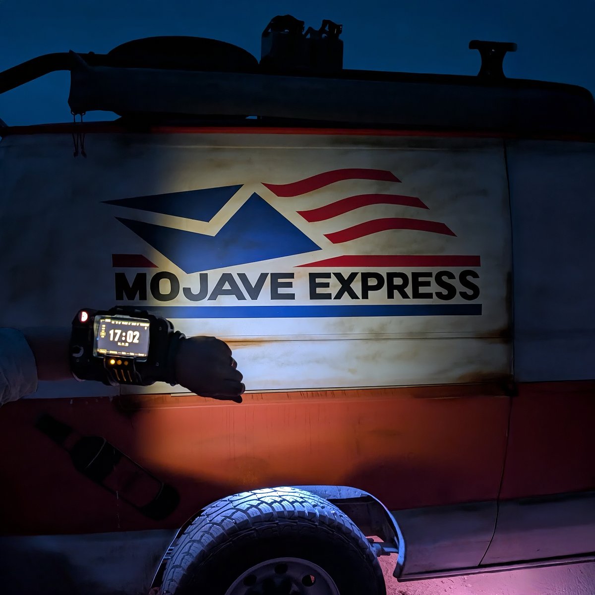 thewandcompany's tweet image. Vault Boy recommends it and why wouldn’t he… you have arms and one of them is naked without this heroic replica. Our new @Fallout Pip-Boy 3000 Replica is available for pre-order. More information and links to shop at thewandcompany.com/pip-boy-3000/