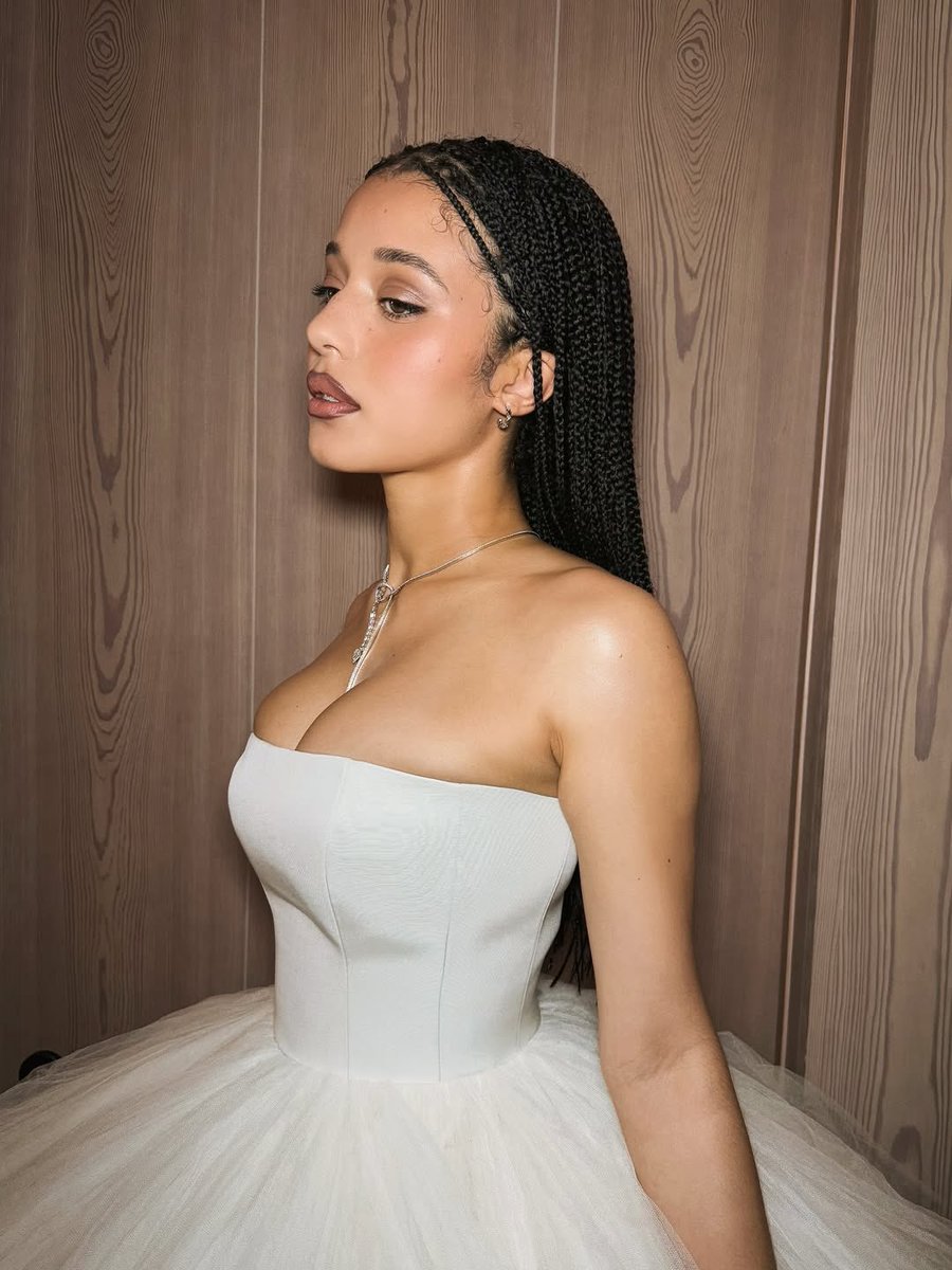 chasesinfiniti's tweet image. princess of the world 🤍