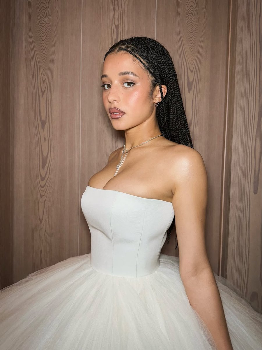 chasesinfiniti's tweet image. princess of the world 🤍