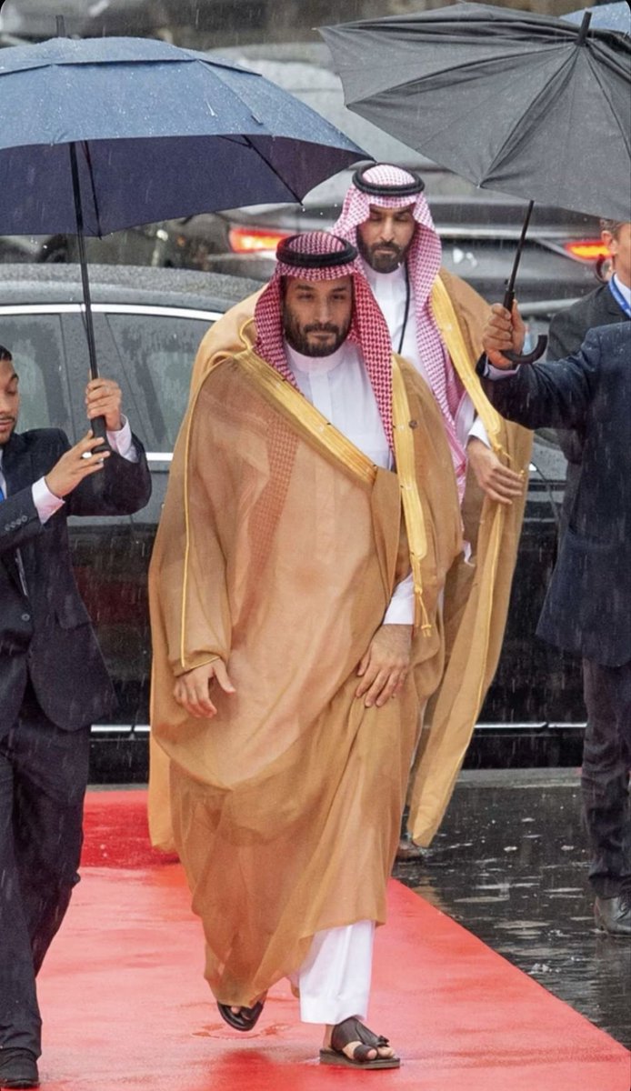 حفظك الله في حلك و ترحالك 🤍🇸🇦