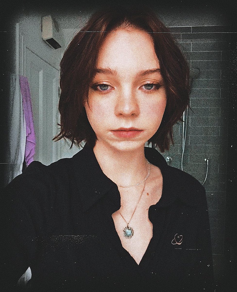 QuickThwipping's tweet image. He's back after a trip to space. It was a long few months but after kicking some bad guy butt, he's back on earth! 

but something's...off.

Pete's a bit different now