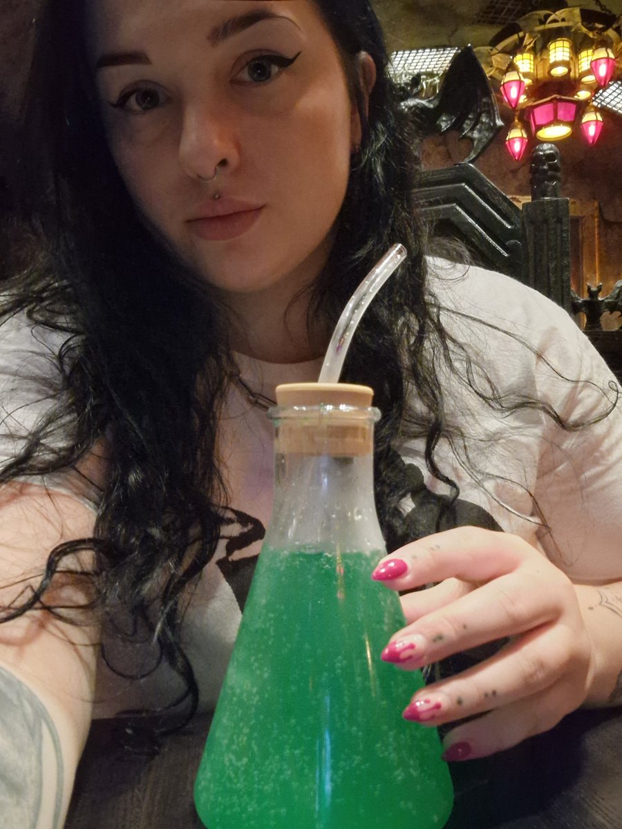 servemissc's tweet image. In my long awaited park today - Dark Universe.

Send me £40 on Revolut @misscxx or a Universal gift card for goodies.

purchase.universalorlando.com/webstore/shop/…