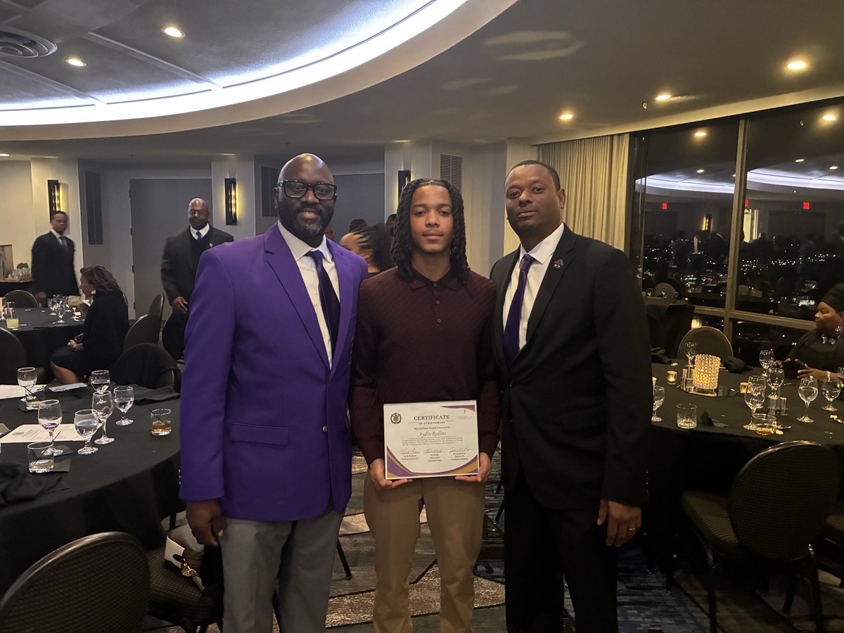 Thank you to the Omega Psi Phi, Omicron XI Chapter and Foundation for the opportunity and award. All of the support and wisdom has been received and valued  <a href="/OfficialOPPF/">Omega Psi Phi® Fraternity</a> <a href="/BSSouthJagHoops/">Blue Springs South Boys Basketball</a>