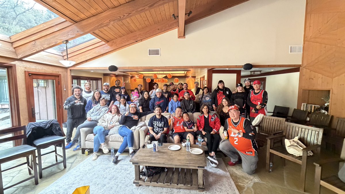 RikDaddy's tweet image. #ClipperNation watch party