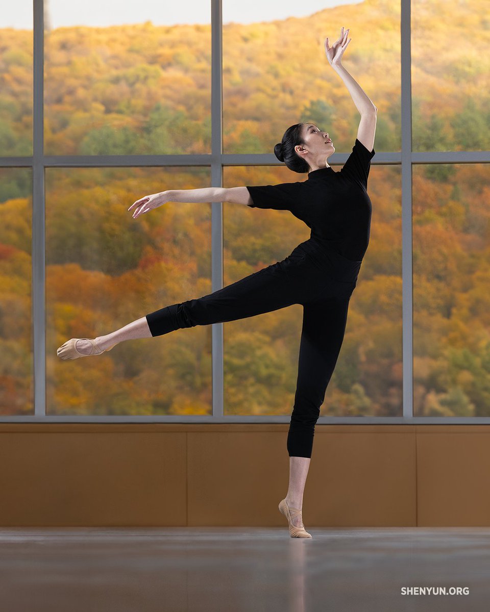 ShenYun's tweet image. “There’s this moment when the lights come on and despite the orchestra playing, to me everything goes quiet. In that instant, you’re no longer you — you become part of something bigger, a pure expression of the kind and uplifting messages we want to share with the audience.”…