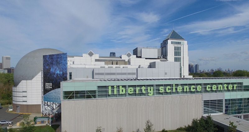 NewsByRENJ's tweet image. From The Briefing: 11-17-25
@newjerseyEDA backs @LibertySciCtr #refresh, #expansion with $40 million #taxcredit award

ow.ly/meEY50XsNrb

#NJ #TheDailyBriefing #newjerseyrealestate #RealEstateNJ #news #industrial #buy #sell #deal #commercial #CRE #NJCRE #RENJ