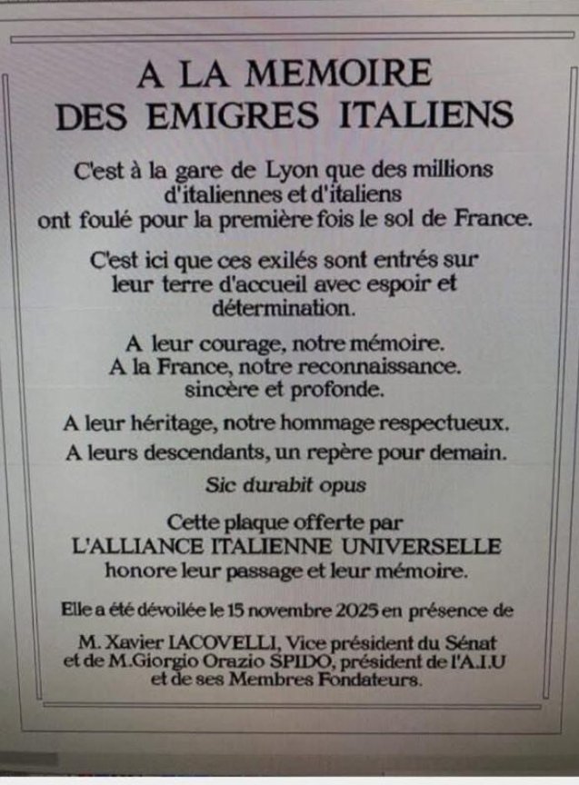 Enfant d'exilés ,je suis.
Il était temps❤️
Plaque inaugurée ce jour gare de Lyon 
#italiens