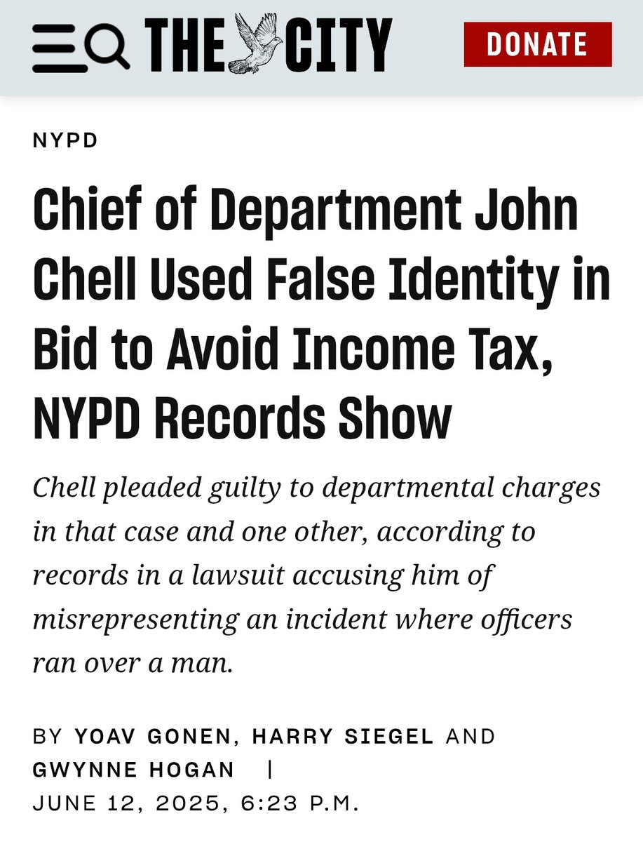 placardabuse's tweet photo. They put a dirty retired cop on it and called it a "watchdog" group?
What in the #PlacardClass #CultureOfCorruption is this? https://t.co/16W7S4Cm8h