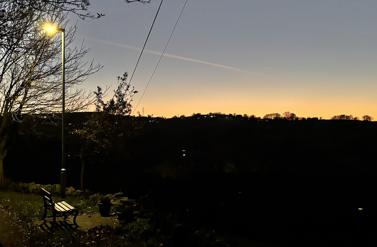 Somewhere to sit at dusk #JaggerGreen #Calderdale #Dusk