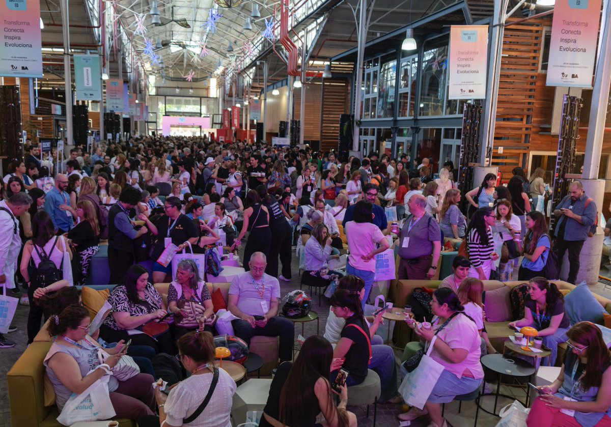 Tecweek ED 2025: la comunidad educativa vivió una jornada para pensar el futuro del aprendizaje.
👉 buenosaires.gob.ar/noticias/tecwe…