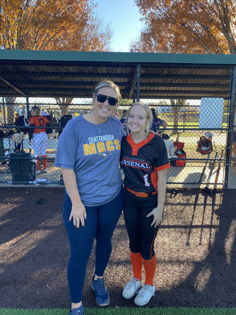 Lilli Newell tweet media