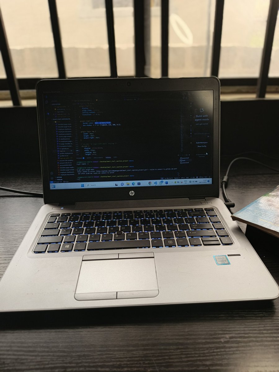 Amide__'s tweet image. Officially a TechCrush Frontend Dev

Graduate!

After 3 months of intense training + final project defense, I&apos;m ready for Frontend Developer internship opportunities.

- Usman Hammid
@TechCrushHQ
 #FrontendDeveloper #OpenToWork