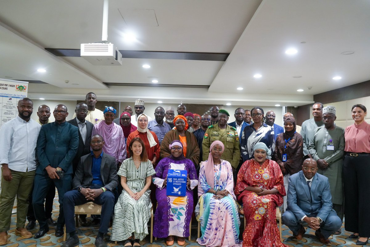 UNPBF_Niger's tweet photo. 🇳🇪🇲🇱🇧🇫 | 17–18 novembre #Niamey
Les trois Secrétariats PBF du Niger, Mali et Burkina Faso lancent leur atelier régional de capitalisation pour renforcer l’efficacité et l’impact des initiatives de paix au Sahel/AES.
#1
#Consolidationdelapaix #PBFNiger https://t.co/BbL5Kb0zC3