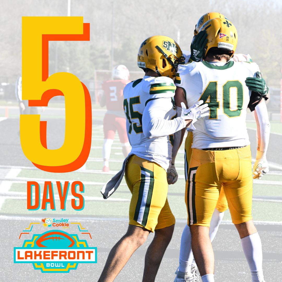 It's Lakefront Bowl week!!

Only 5 days until <a href="/IC_Football/">Illinois College Football</a> and <a href="/AU_SpartanFB/">Aurora University Football</a>  compete for the Lakefront Bowl trophy!

#d3fb