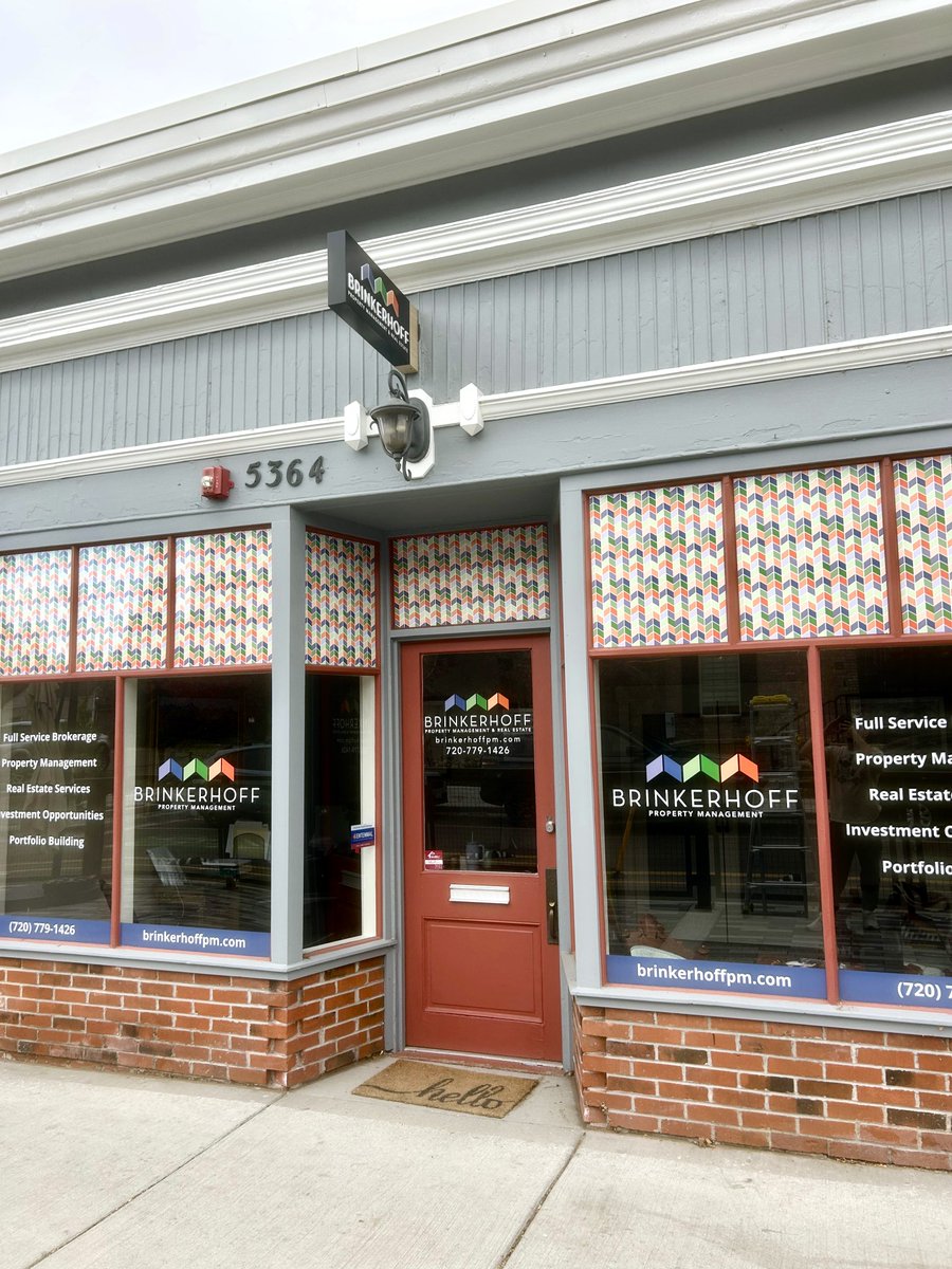Fastsigns232's tweet image. Boost your business visibility with a custom double-sided Blade Sign — now with optional illumination! 

Versatile materials, eye-catching design, and the perfect way to add character to your storefront.

Make your brand stand out day and night!

#FastsignsArvada #BladeSigns