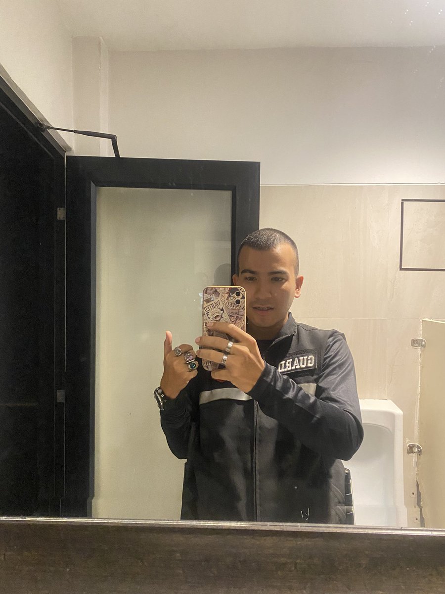 โสดครับ🩷👌🏻