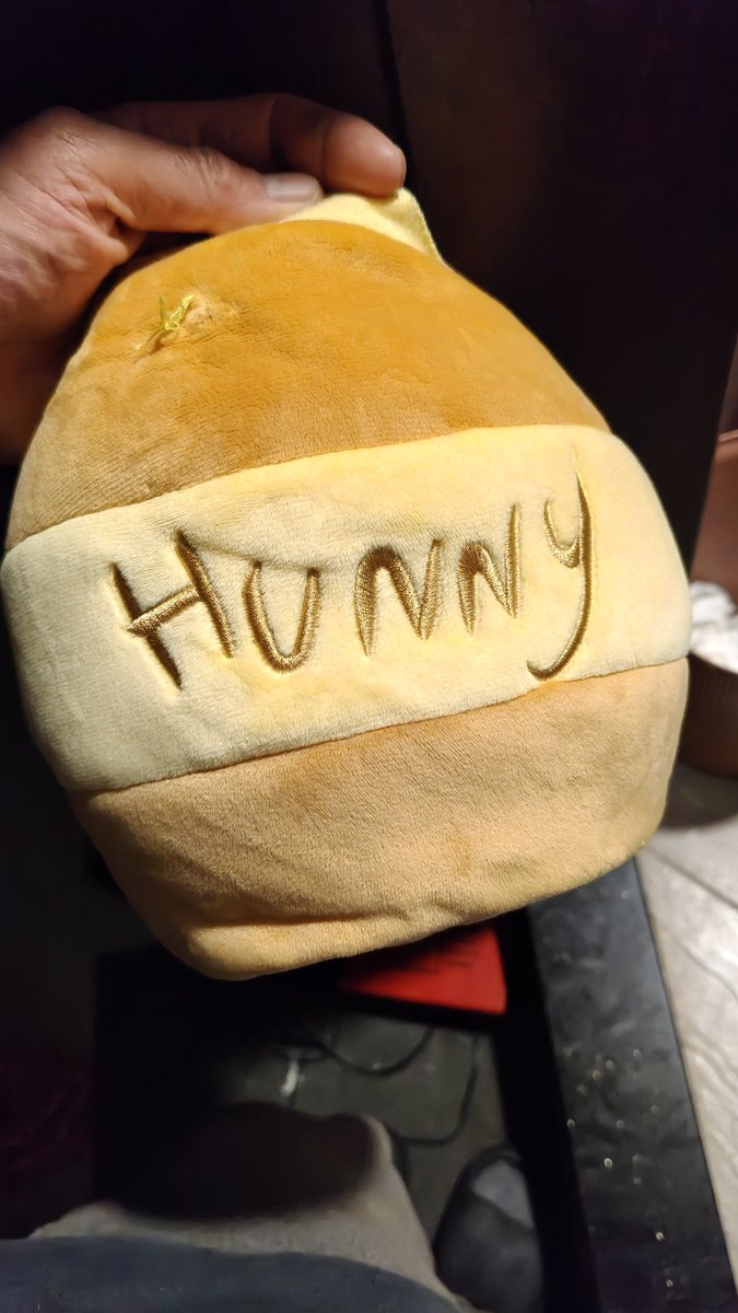 這個風雨
令人失眠

想到
一早要出門
就深感疲憊