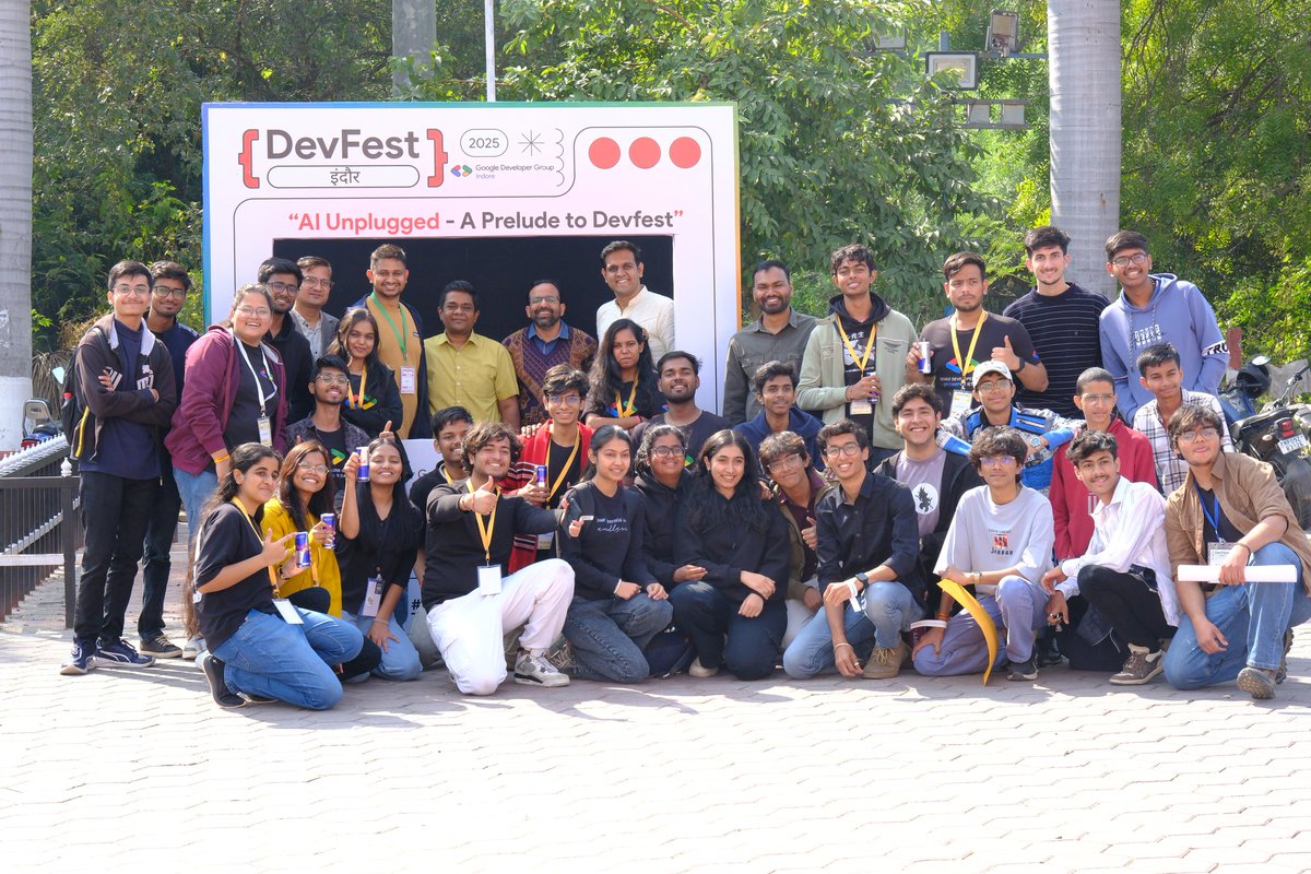 GDG_Indore's tweet photo. Thank you to everyone who joined #PreDevFest! 🙌💙
Your energy made it truly special.

Now get ready — DevFest Indore 2025 is coming! 🚀
Registrations are live: 👉 https://t.co/tljRuqYyo7

More updates and surprises coming soon! ✨
#PreDevFest #DevFestIndore2025 https://t.co/B8TcBmgTDE