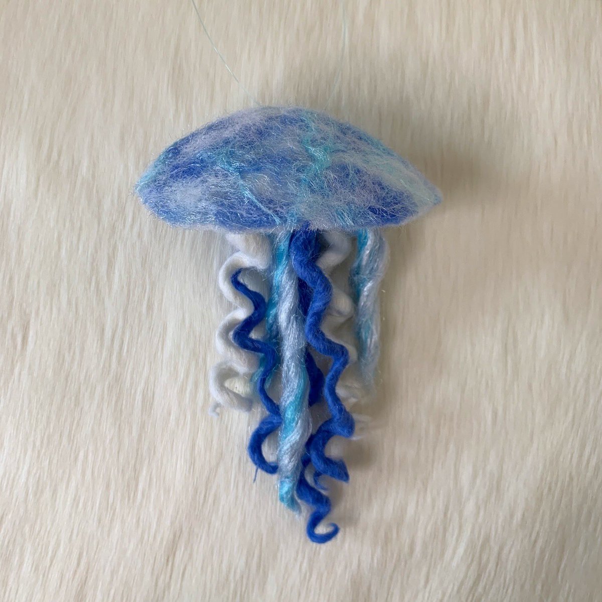 SnowflakeForest's tweet photo. How to make Felted Jellyfish is live and the Tutorial is on SnowflakeForest Felting YouTube Channel. 
Happy Felting🌬️🪼❄️🌲🤍
This is the BlueBerry Jellyfish.
https://t.co/yuCGEU2lFt https://t.co/mI6KEdMb1X